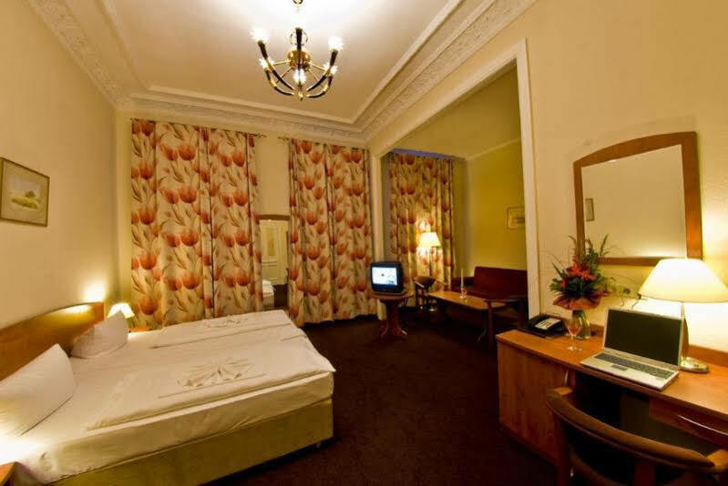 فندق برلينفي  فندق دلتا ام بوتسدام بلاتس المظهر الخارجي الصورة
